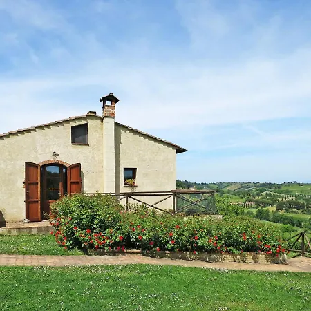 فيلة Le Fonti Di Santa Lucia By Interhome *
